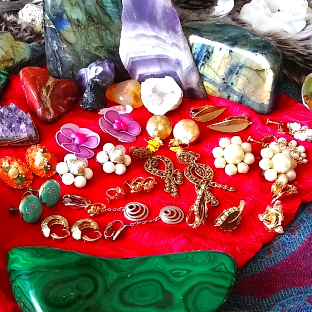 Clip on earrings vintage 1970s bundle